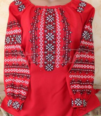 Женская вышиванка "Красные узоры" фото