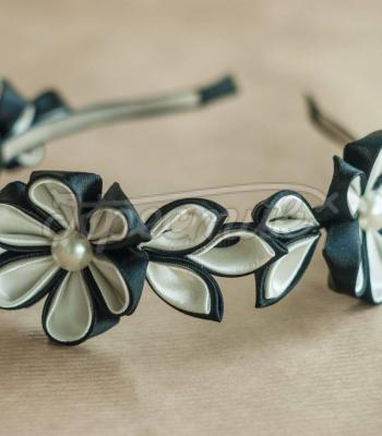 Венок с технике канзаши "Черно-белый" фото