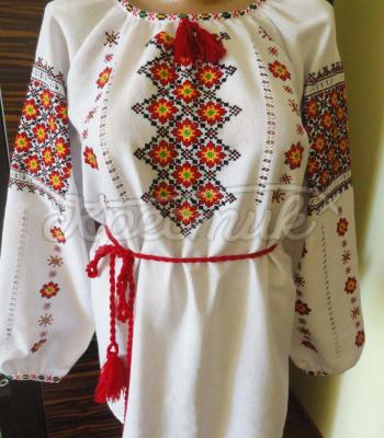 Женская вышиванка "Огненый цветок" фото