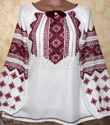 Вышиванка красный узор фото