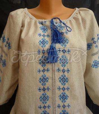 Женская вышиванка "Голубые мережки" фото