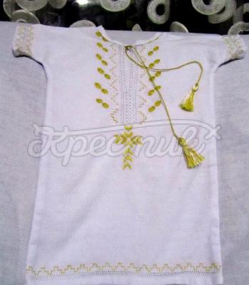 Вышитая распашонка для крещения