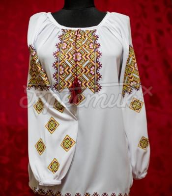 Женская вышиванка "Ромбы с цветами" фото