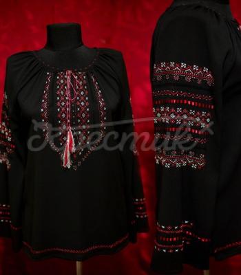 Женская вышиванка "Красный пион" фото