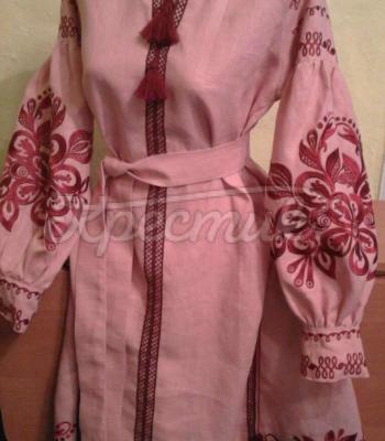 Изысканное  вышитое платье  "Пинк Королева" под заказ