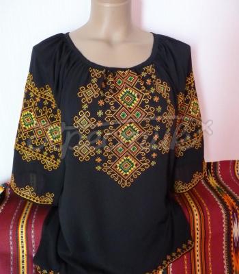 Женская вышиванка с коротким рукавом "Притти" фото