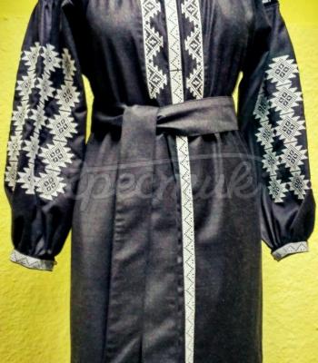 Вышитое черное женское платье ночь фото