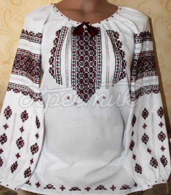 Женская вышиванка "Нежная украиночка" фото