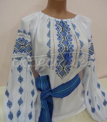 Женская вышиванка "Голубой магнит" фото