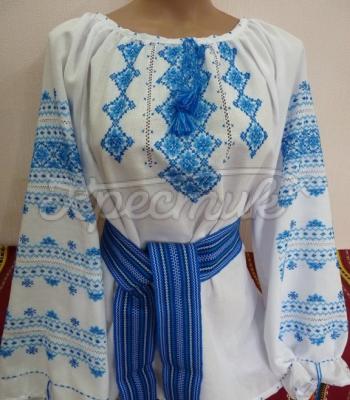 Женская вышиванка "Голубая сказка"