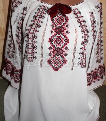 Женская вышиванка "Красная ясная"