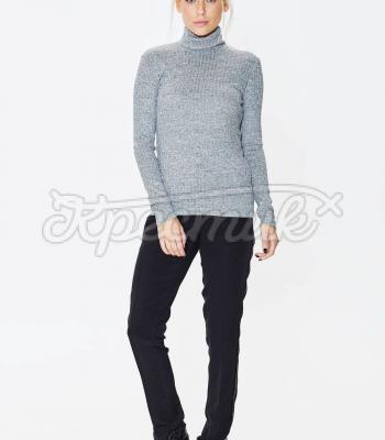 Серый лаконичный гольф фото