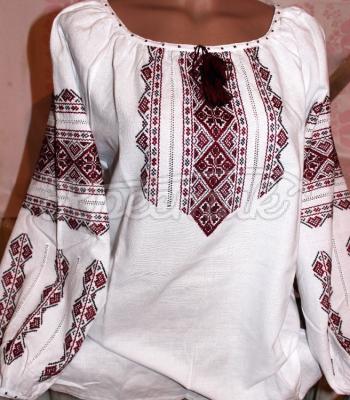 Женская вышиванка "Фартовые ромбы"