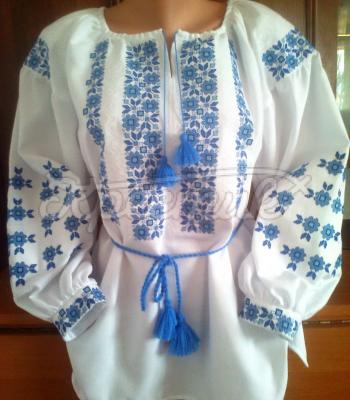 Женская вышиванка "Голубоглазка" фото