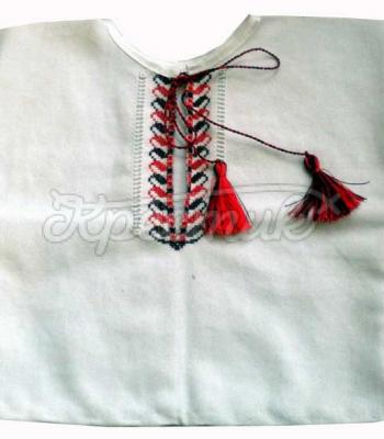 Вышитая распашонка