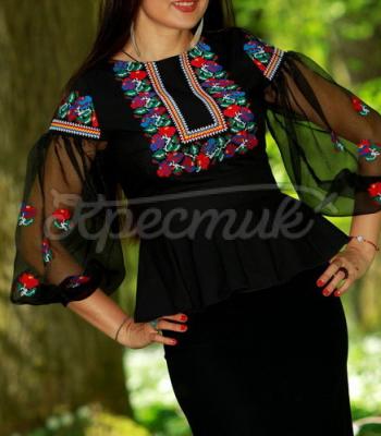 Элегантная женская вышиванка "Борщевский мотив" фото