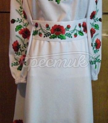Женское белое платье с вышитыми маками