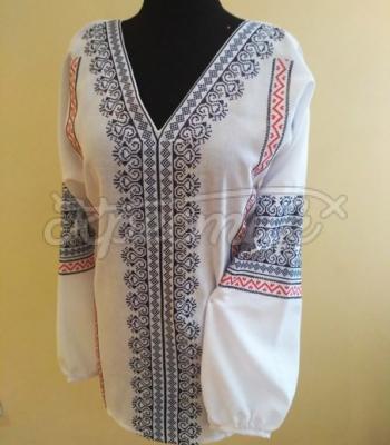 Вышитая женская блузка Весенний разлив фото