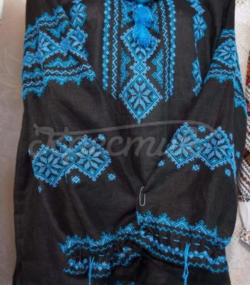 Женская вышиванка "Неон" фото