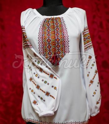 Женская вышиванка " Цветастая" фото