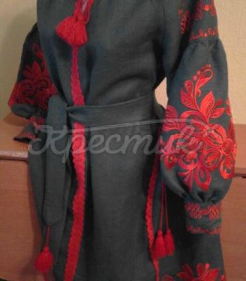 Изысканное  вышитое платье  Королева заказать