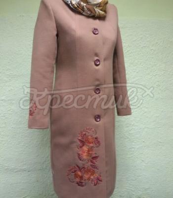 Стильное вышитое женское пальто мокко фото